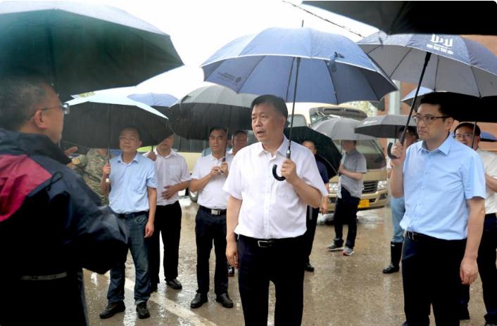 市領導檢查督導防汛防臺工作,把防汛防臺措施抓實抓細抓到位